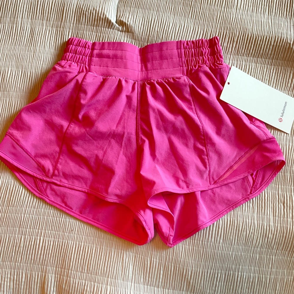 Hotty Hot High-Rise Lined Short 2.5"